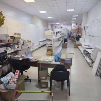 Сдается Нежилое помещение, 252 м²