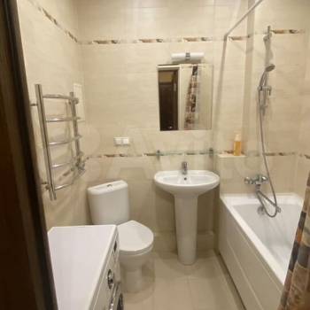 Сдается 1-комнатная квартира, 40 м²