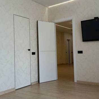 Продается 1-комнатная квартира, 70 м²