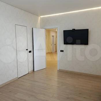 Продается 1-комнатная квартира, 70 м²