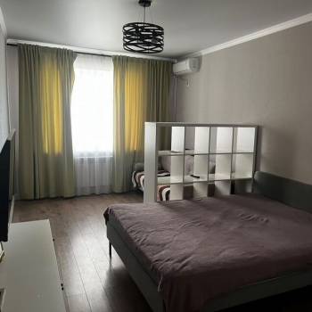 Сдается 1-комнатная квартира, 40 м²