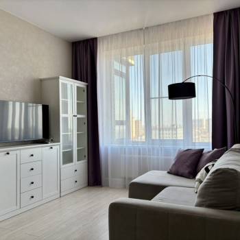 Сдается 1-комнатная квартира, 50 м²