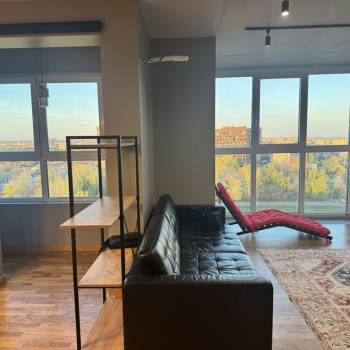 Сдается 1-комнатная квартира, 42 м²