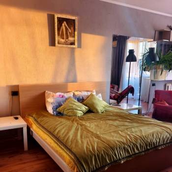 Сдается 1-комнатная квартира, 54 м²