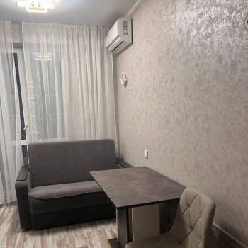 Сдается 1-комнатная квартира, 39,8 м²