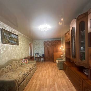 Сдается 1-комнатная квартира, 42 м²