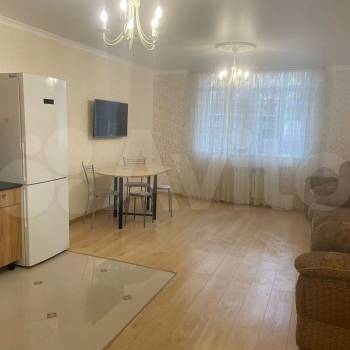 Сдается 2-х комнатная квартира, 60 м²