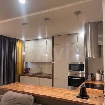 Продается Многокомнатная квартира, 83 м²