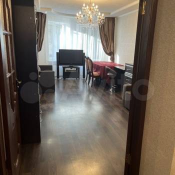 Сдается 2-х комнатная квартира, 72 м²