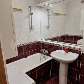 Сдается 1-комнатная квартира, 40,9 м²