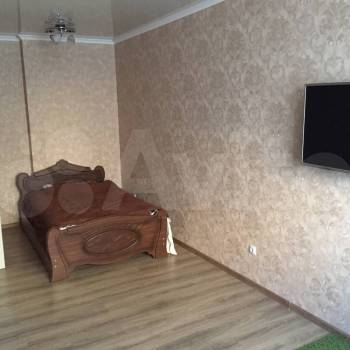 Сдается 1-комнатная квартира, 44 м²