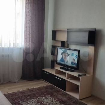Сдается 1-комнатная квартира, 38 м²