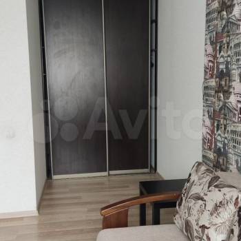 Сдается 1-комнатная квартира, 38 м²