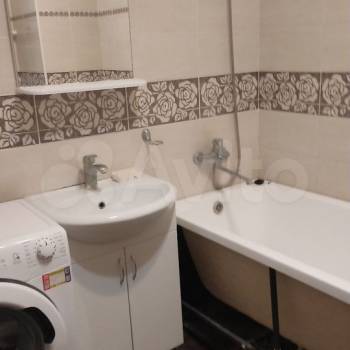 Сдается 1-комнатная квартира, 38 м²