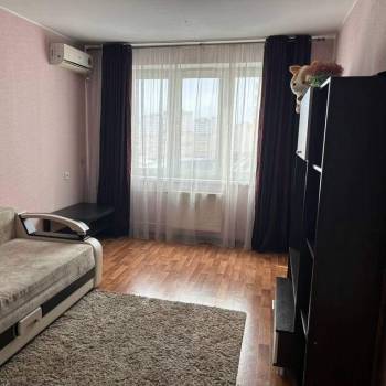 Сдается 1-комнатная квартира, 36 м²