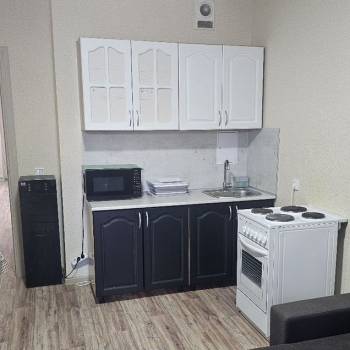 Сдается 1-комнатная квартира, 42 м²
