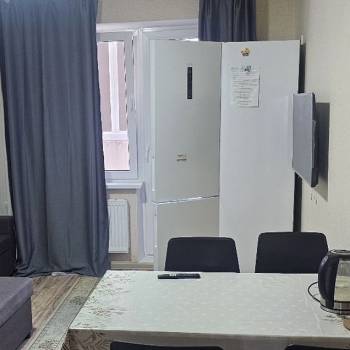 Сдается 1-комнатная квартира, 42 м²