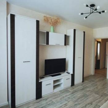 Сдается 1-комнатная квартира, 49,6 м²