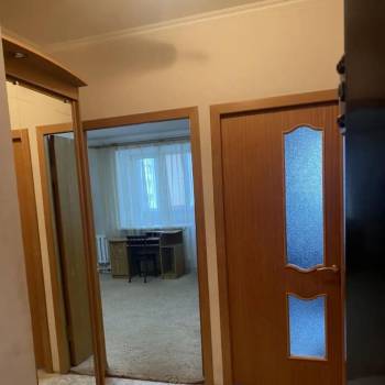 Сдается 1-комнатная квартира, 42 м²