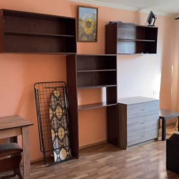 Сдается 1-комнатная квартира, 38 м²