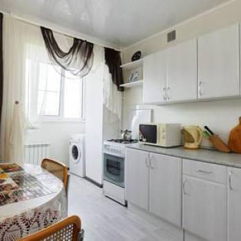 Сдается 1-комнатная квартира, 42 м²