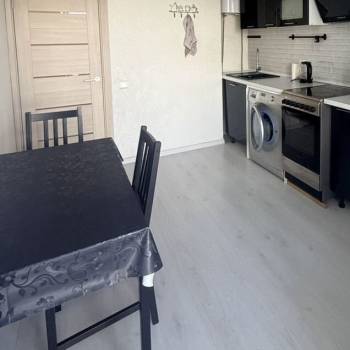 Сдается 1-комнатная квартира, 50 м²