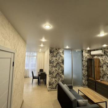 Сдается 1-комнатная квартира, 41 м²