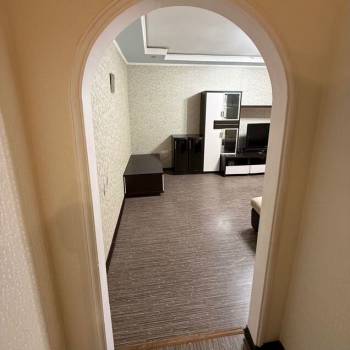 Продается 1-комнатная квартира, 67 м²