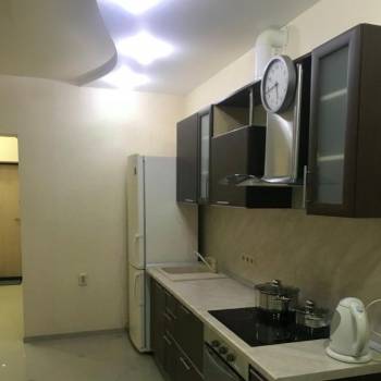 Сдается 1-комнатная квартира, 45 м²