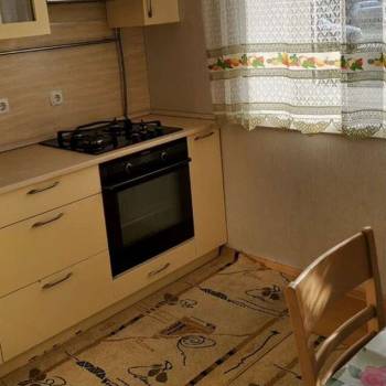 Сдается 1-комнатная квартира, 50 м²