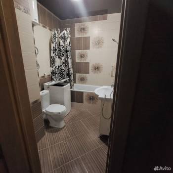 Сдается 1-комнатная квартира, 44 м²