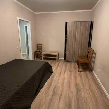 Сдается 1-комнатная квартира, 42 м²
