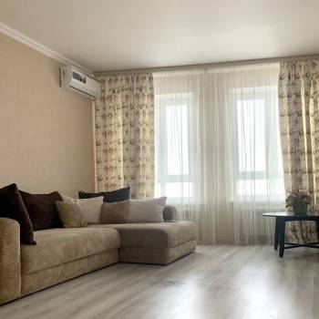 Сдается 2-х комнатная квартира, 86 м²
