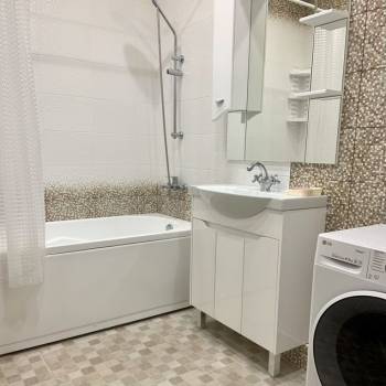 Сдается 2-х комнатная квартира, 86 м²