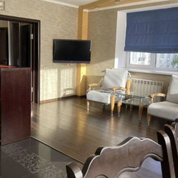 Сдается 1-комнатная квартира, 53 м²