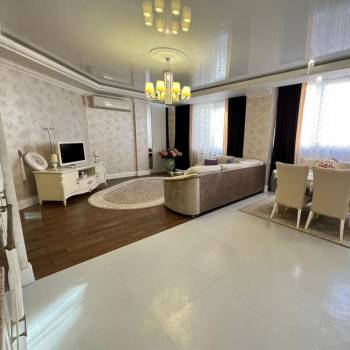 Продается 1-комнатная квартира, 77,5 м²