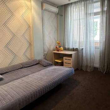 Продается Многокомнатная квартира, 157 м²