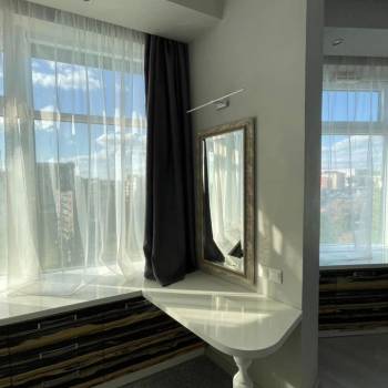 Сдается 1-комнатная квартира, 60 м²