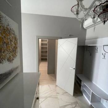 Сдается 1-комнатная квартира, 60 м²