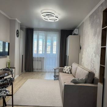Сдается 1-комнатная квартира, 37 м²