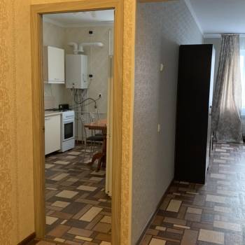 Сдается 1-комнатная квартира, 41 м²