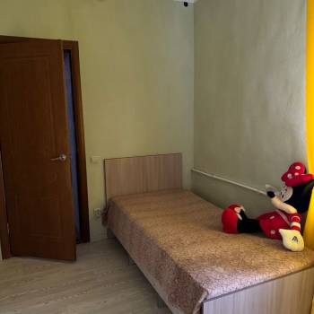 Сдается Многокомнатная квартира, 64 м²