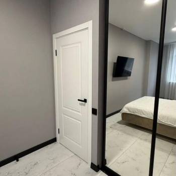 Продается 1-комнатная квартира, 42 м²