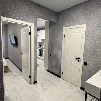Продается 1-комнатная квартира, 42 м²
