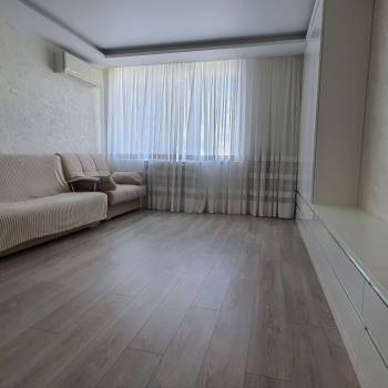 Продается 2-х комнатная квартира, 75 м²