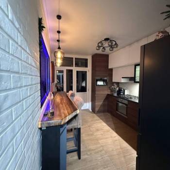 Сдается 1-комнатная квартира, 42 м²