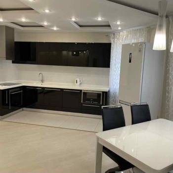 Сдается Многокомнатная квартира, 120 м²