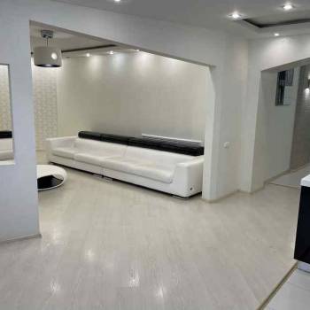 Сдается Многокомнатная квартира, 120 м²
