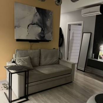 Продается 1-комнатная квартира, 35 м²