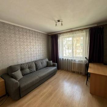 Сдается Многокомнатная квартира, 80 м²